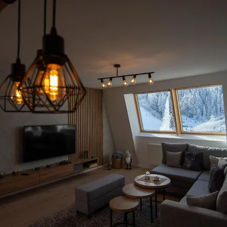 Winter * 亚霍里纳